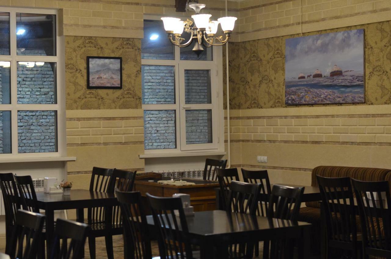 Kok-Art Hotel Jalal-Abad Exteriör bild